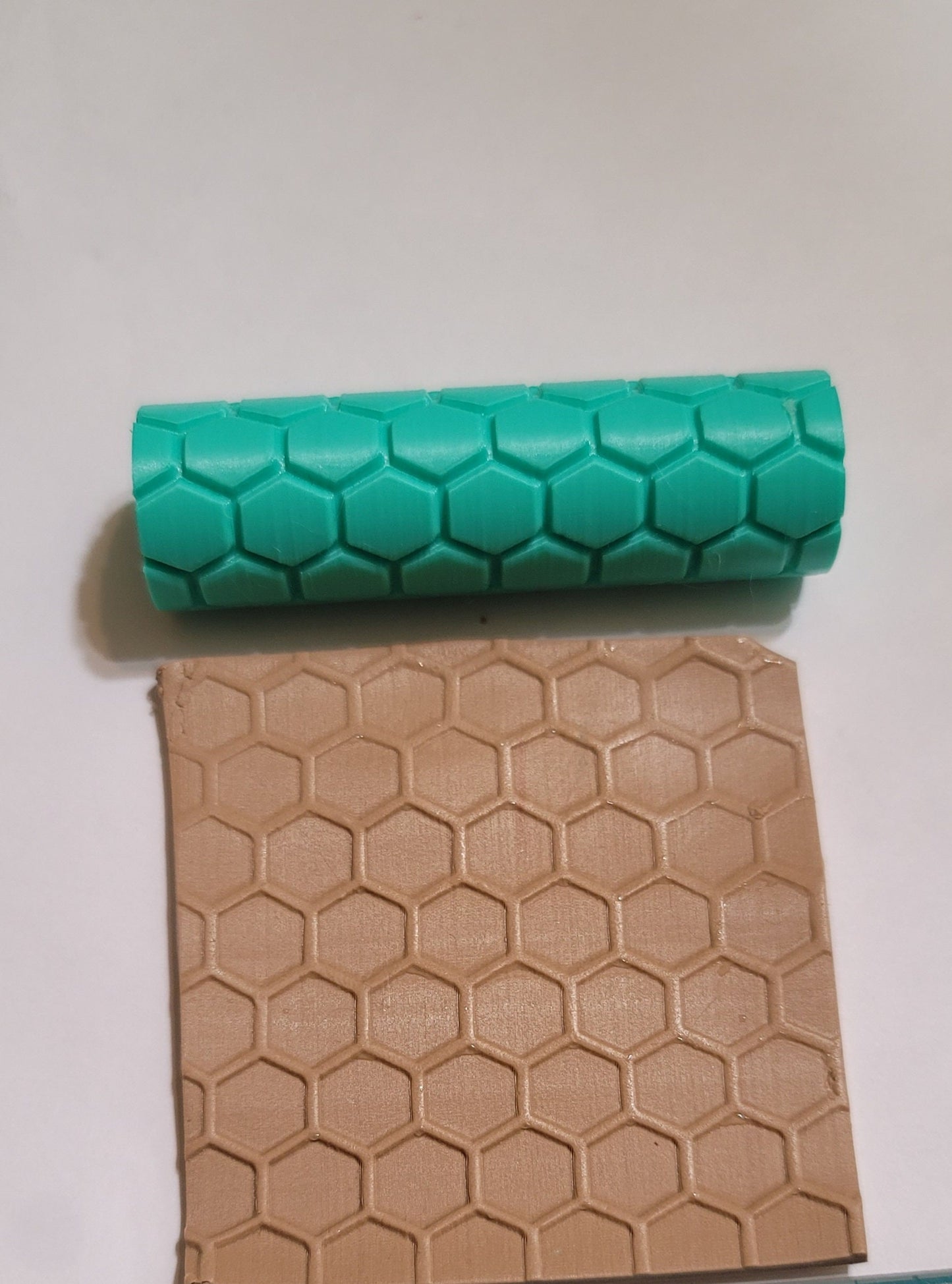 Polymer Clay Cutters #1021- Honeycomb Small or large Texture Roller 3 inches