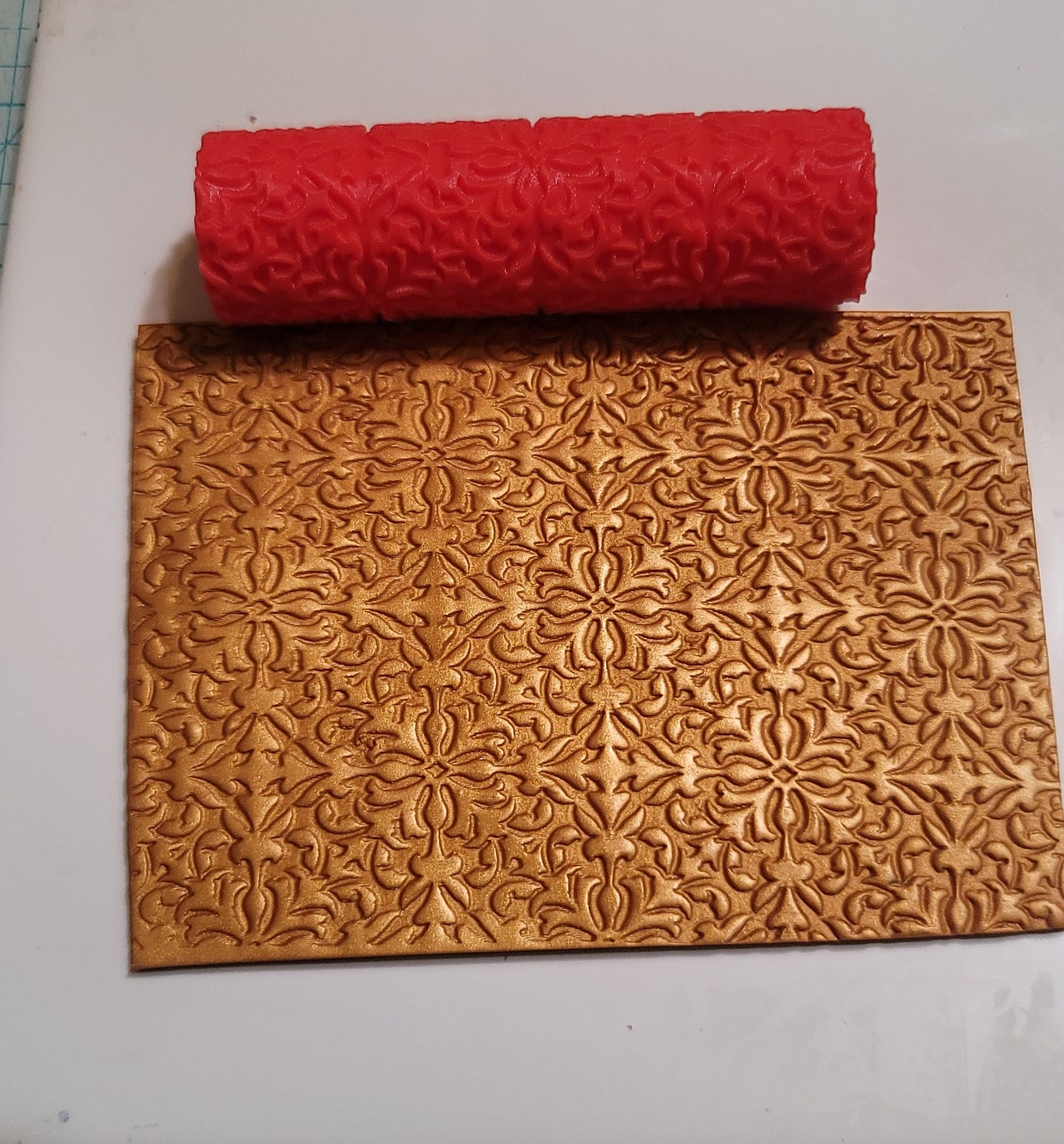 Polymer Clay Cutters #1098- Damask #3Texture Roller