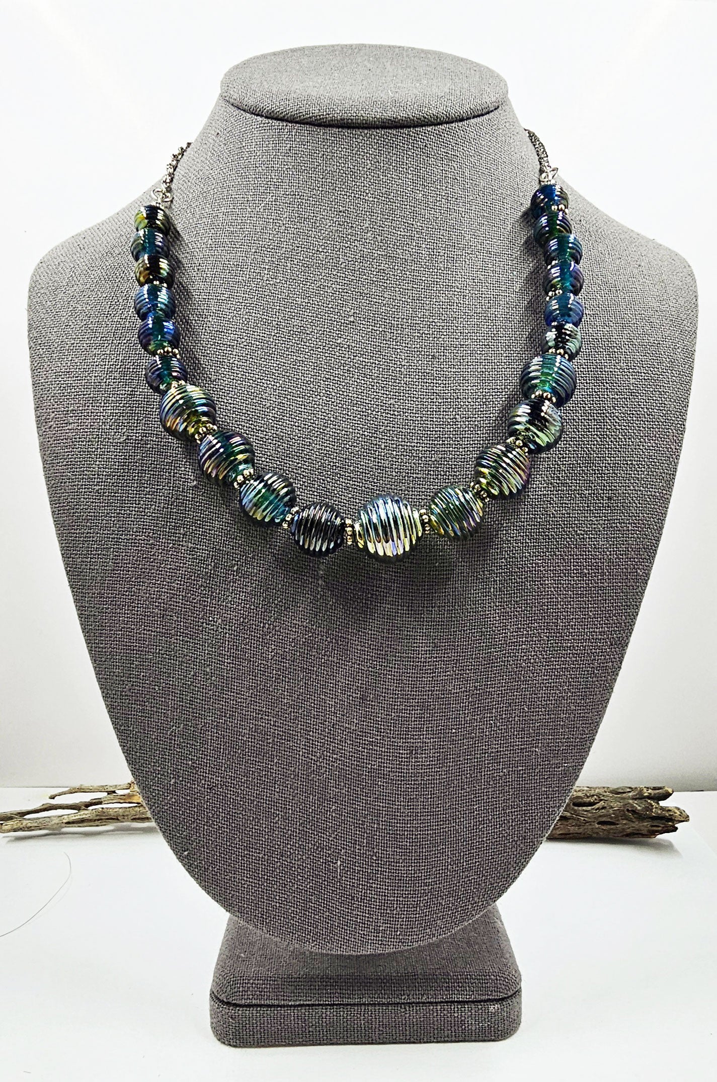 Metallic Ribbed Beads Necklace (handmade lampwork Beads)