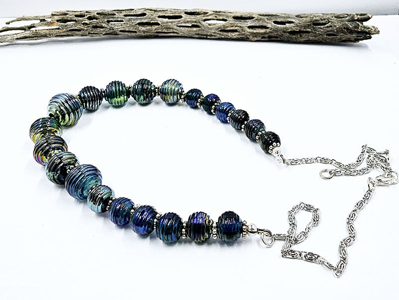 Metallic Ribbed Beads Necklace (handmade lampwork Beads)